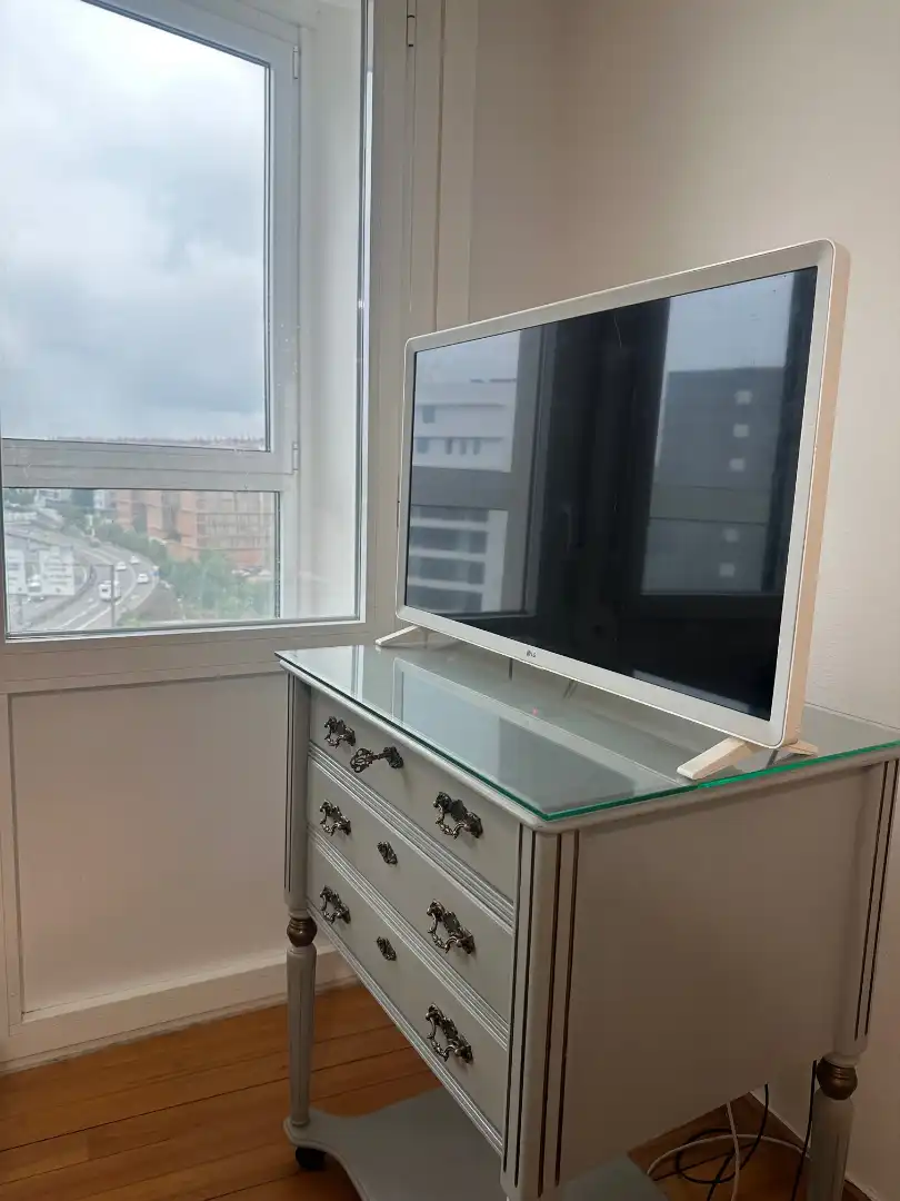 Bedroom of Flat for rent in Santiago de Compostela   with Heating, Parquet flooring and Furnished