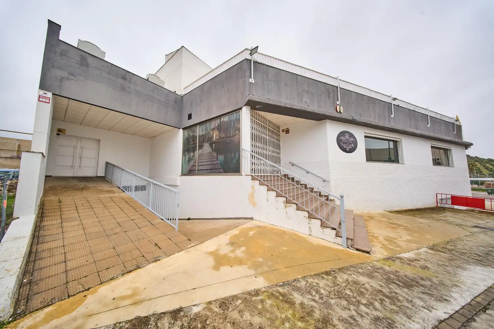 Exterior view of Commercial properties for sale in Castillo de Locubín
