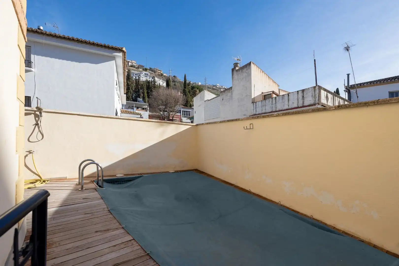Chalet con piscina en venta en Calle Granada 46, imagen 17