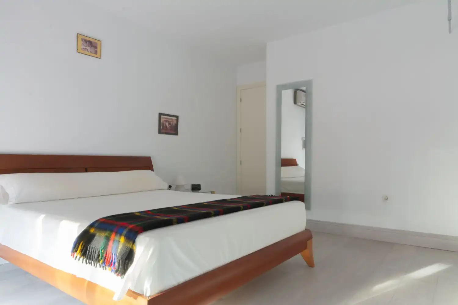 Bedroom of Flat for sale in Nervión