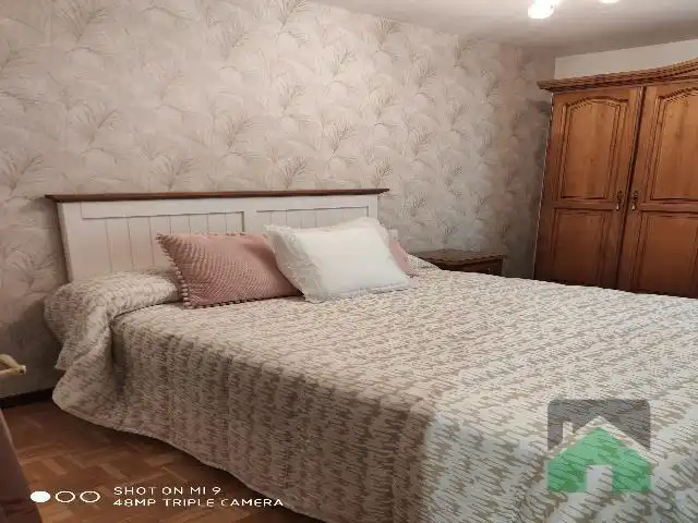 Bedroom of Flat for rent in Gijón   with Heating, Furnished and Oven