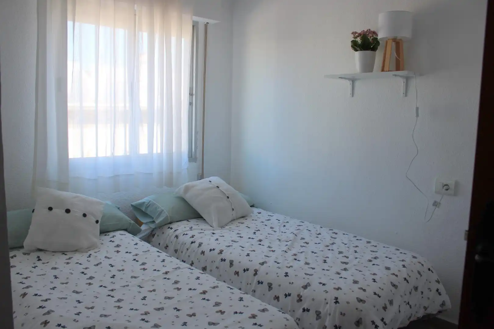 Bedroom of Houses for rent in Oliva  with Air Conditioner, Heating and Private garden