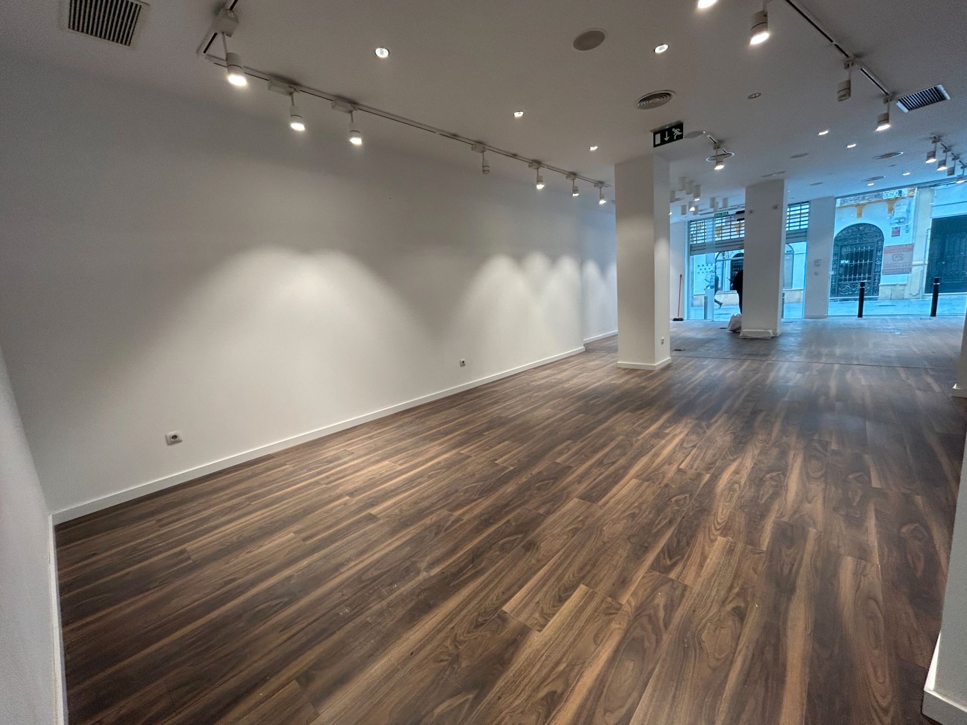 Local de alquiler en Calle Ollerías