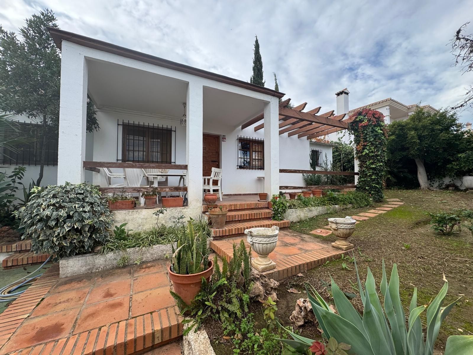 House or chalet for sale in Manantiales - Lagar - Cortijo
