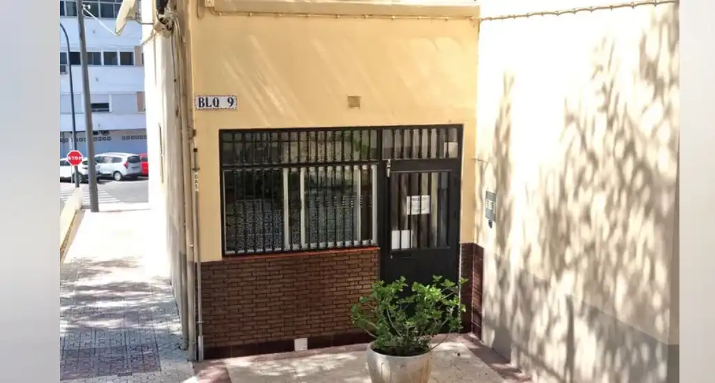 Flat for sale in Calle Puerto de Palos 9, imagen 2