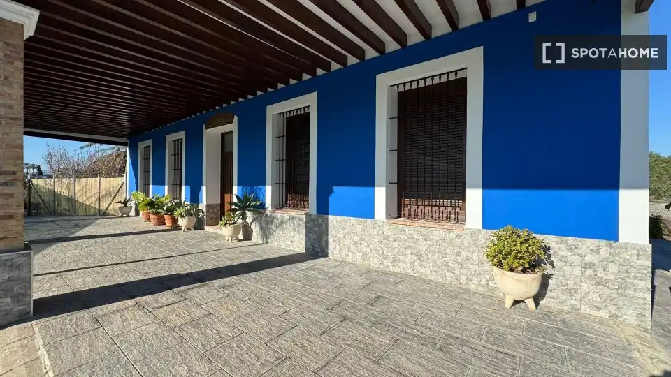 Habitació a Alzabares