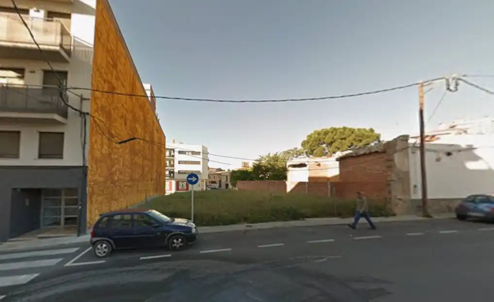 Terreny residencial en venda a Carrer de la Indústria 6, imagen 2