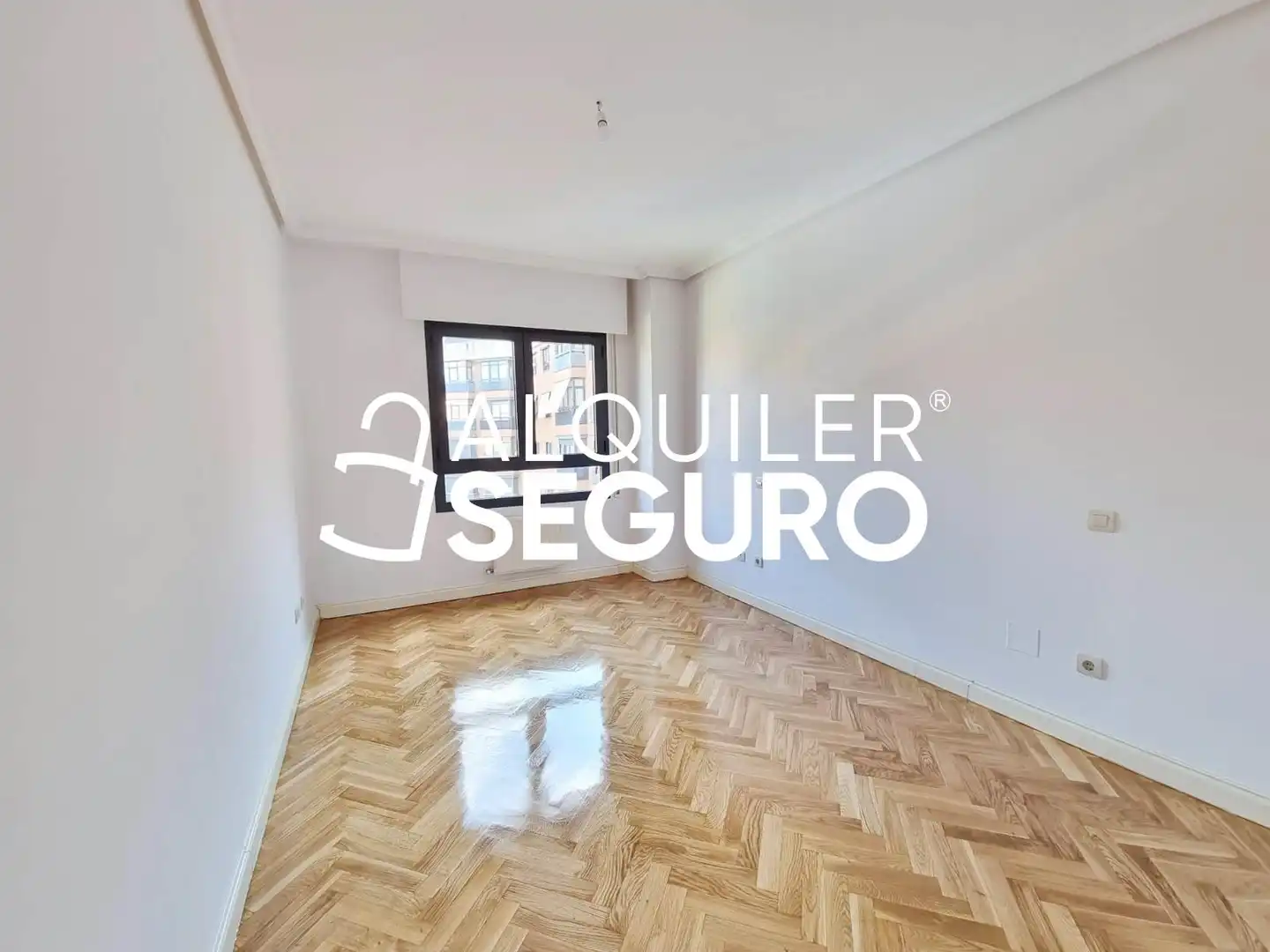 Piso con piscina en alquiler en Talgo, imagen 9