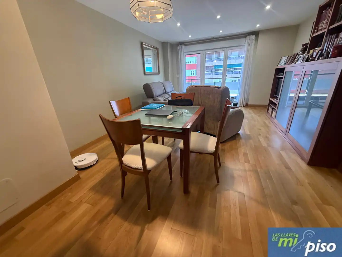 Comedor de Piso en venta en Valladolid con Calefacción, Parquet y Terraza