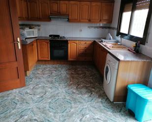 Kitchen of Single-family semi-detached for sale in El Prat de Llobregat  with Heating, Private garden and Terrace