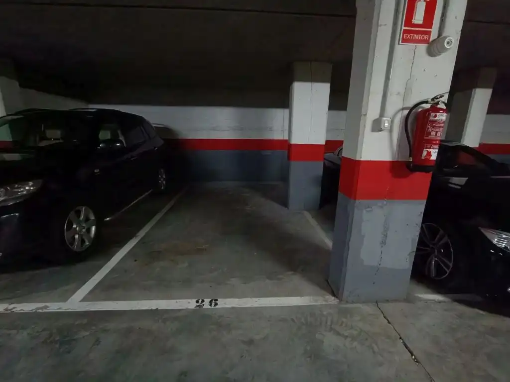 Parkplatz zum Verkauf in Calle Abedul El, imagen 3