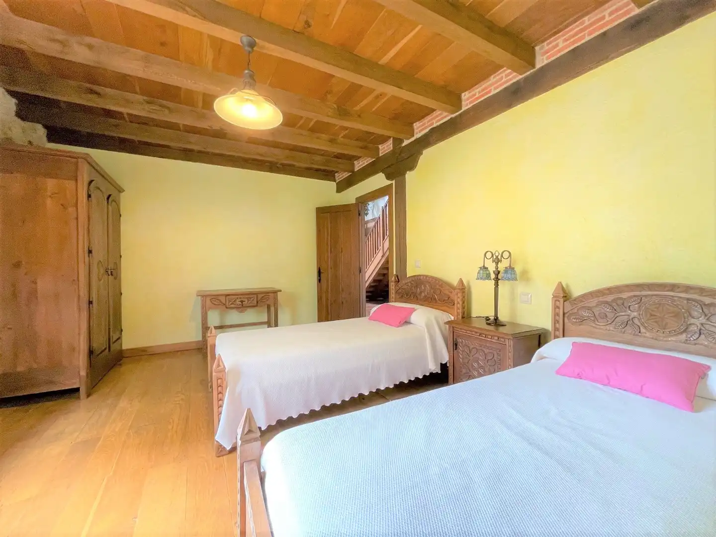 Schlafzimmer von Country house zum Verkauf in Villarcayo de Merindad de Castilla la Vieja mit Terrasse, Möbliert und Balkon