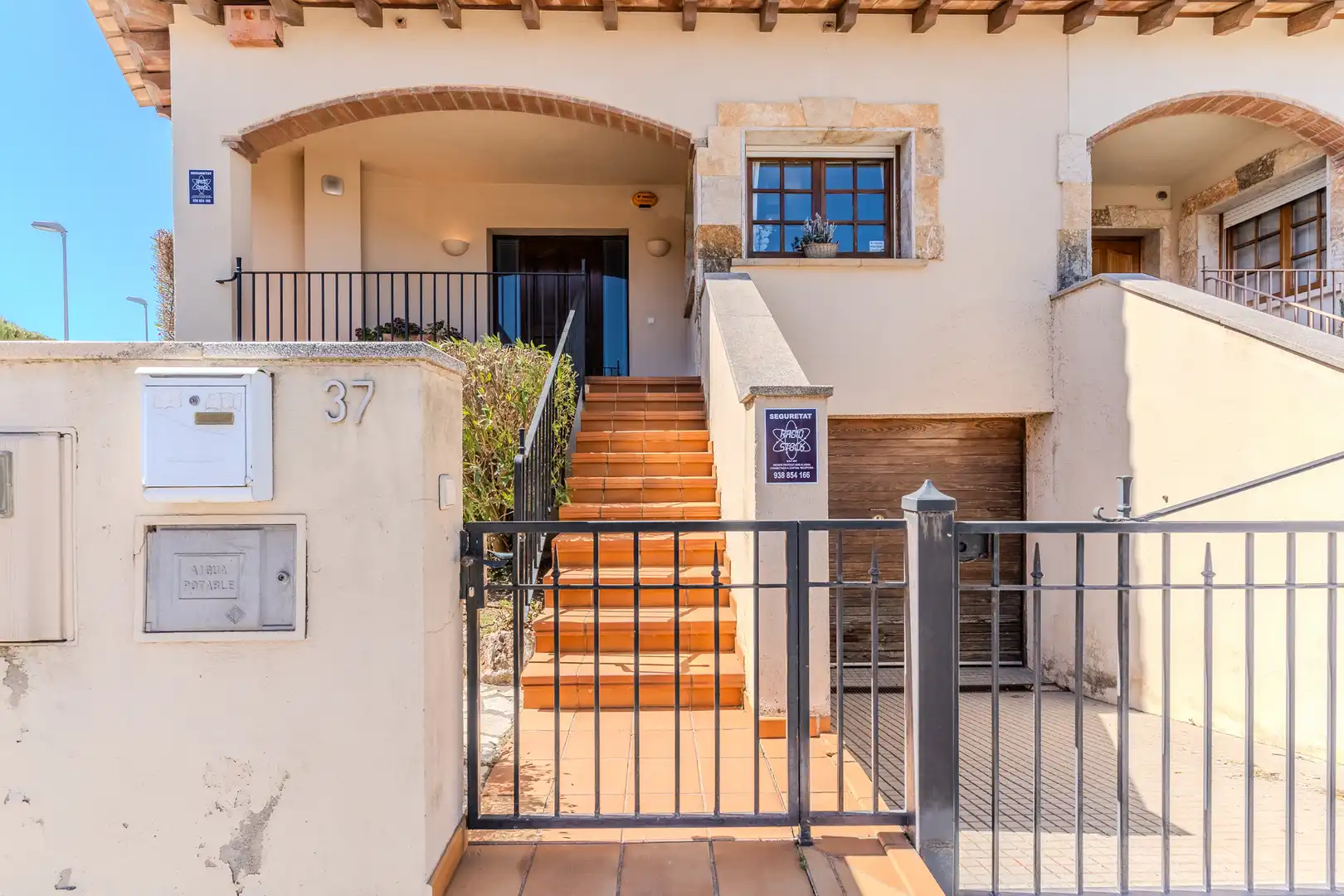 Vista exterior de Casa o xalet en venda en Palafrugell amb Aire condicionat, Jardí privat i Terrassa