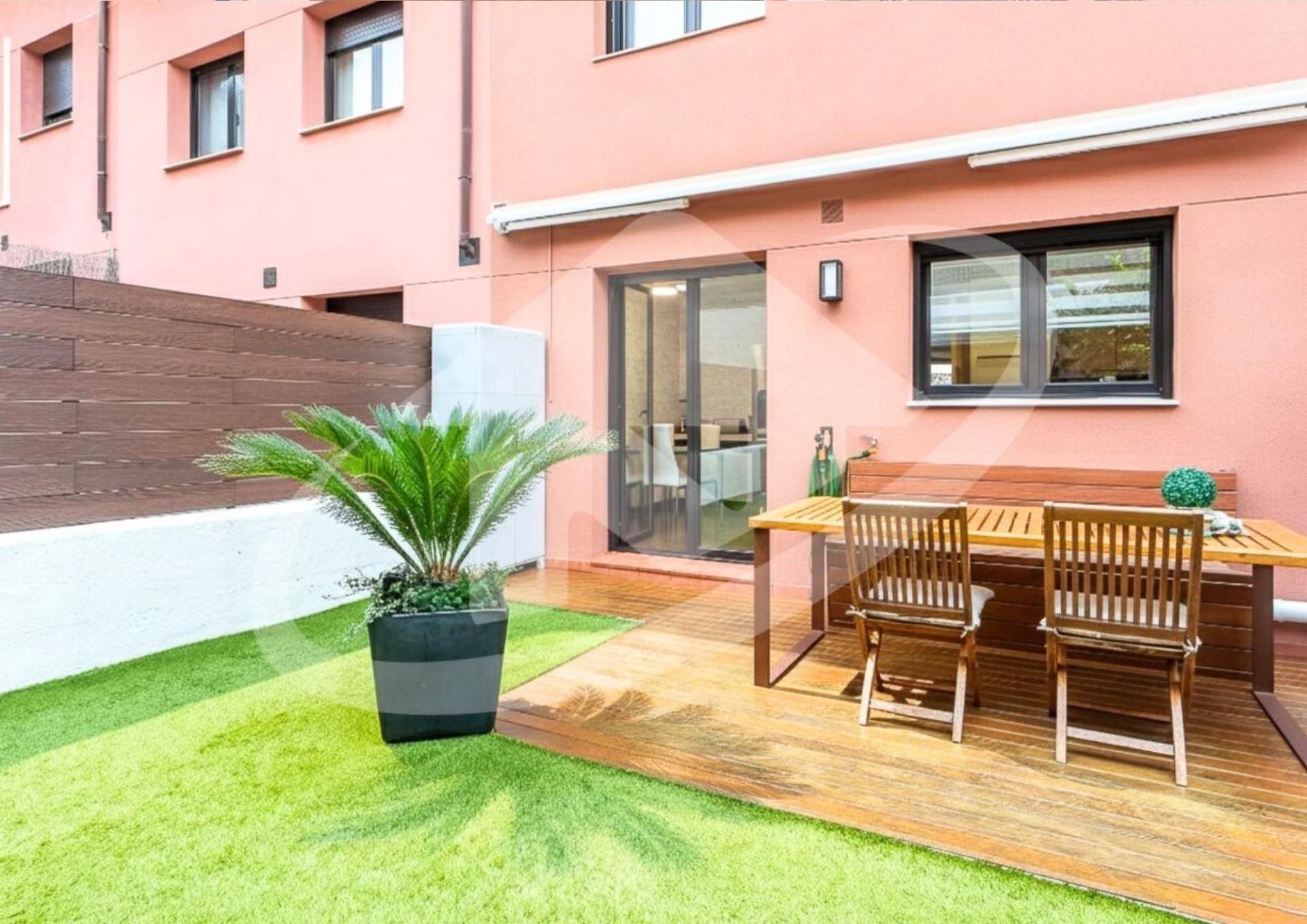 Garten von Haus oder Chalet zum Verkauf in Castellar del Vallès mit Parkett, Terrasse und Balkon