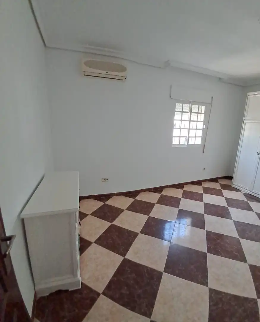 Casa o chalet en venta en Palomares del Río con Aire acondicionado, Jardín privado y Terraza
