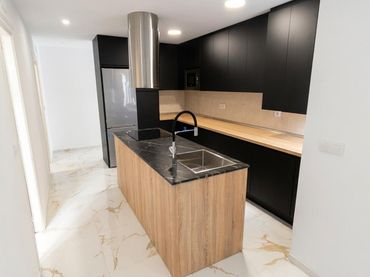 Appartamento con balcone in affitto a Calle Calle Alhamar