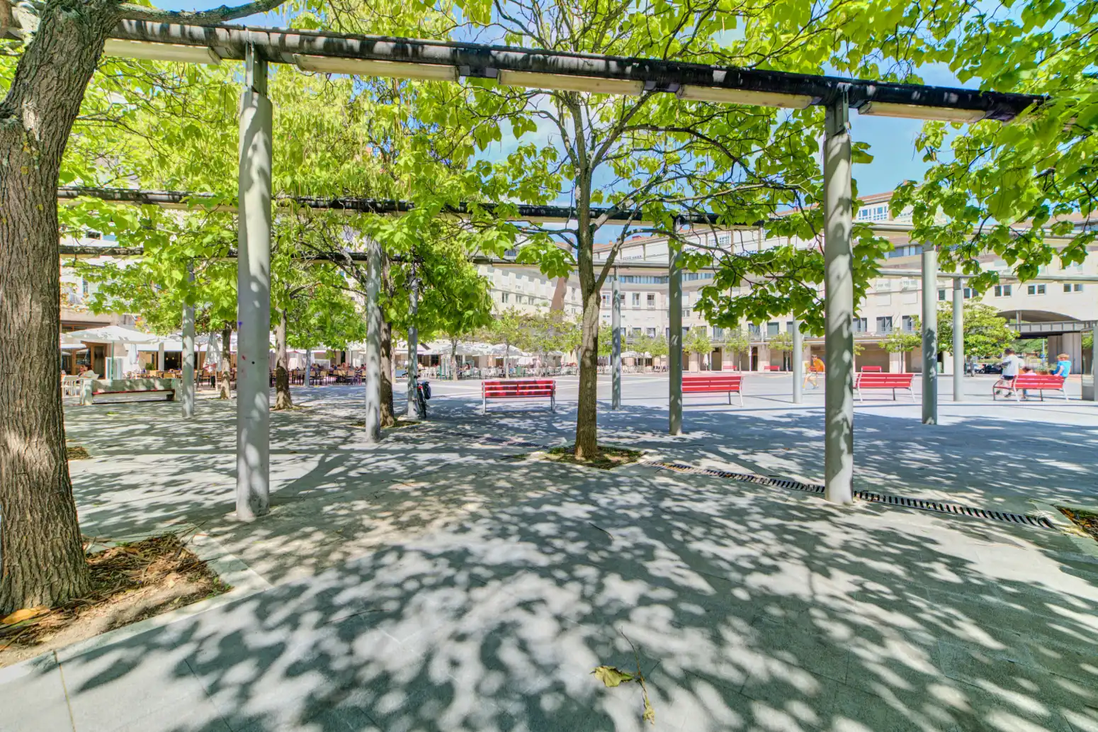 Vista exterior de Oficina en venta en  Pamplona / Iruña