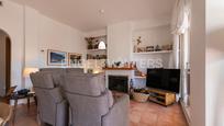 Living room of Single-family semi-detached for sale in Cullera  with Air Conditioner, Terrace and Swimming Pool