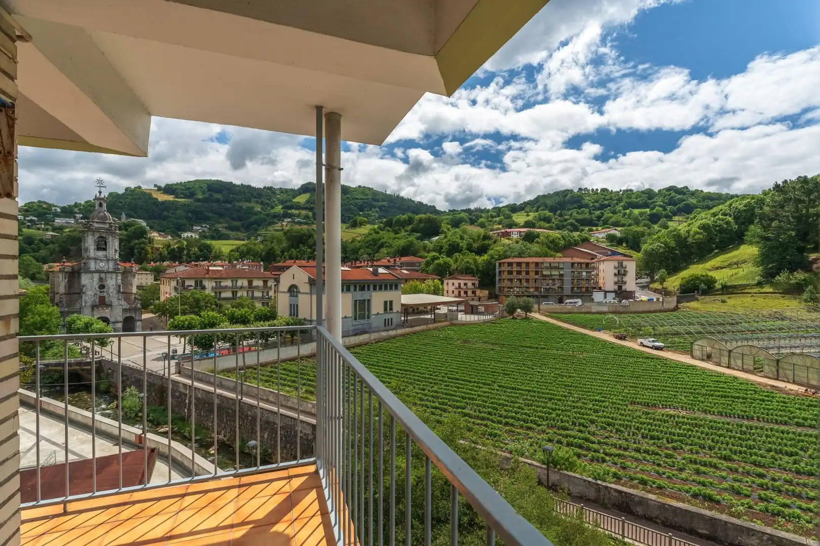 Terrasse von Wohnung zum Verkauf in Ibarra mit Heizung, Abstellraum und Möbliert