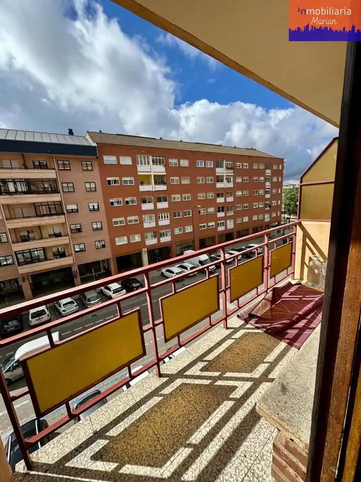 Pis amb ascensor en venda a Santo Domingo - La Estación, imagen 16