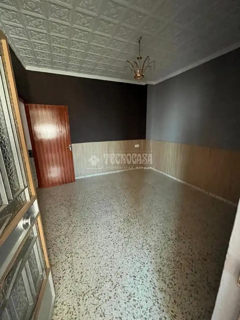 Casa aparellada amb jardí en venda a Pinos Puente, imagen 7