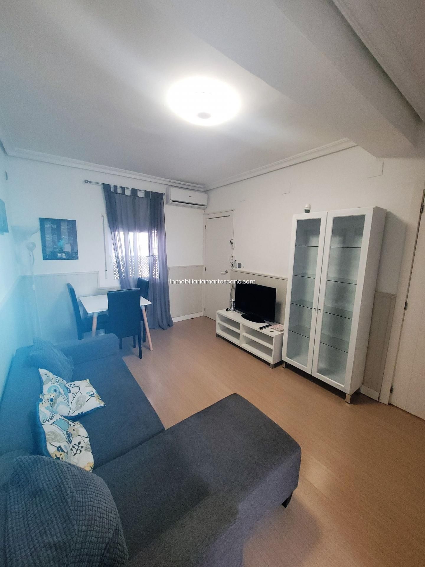 Living room of Flat to rent in  Sevilla Capital  with Air Conditioner and Heating