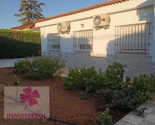 Jardí de Casa o xalet en venda en Espartinas amb Aire condicionat, Jardí privat i Traster