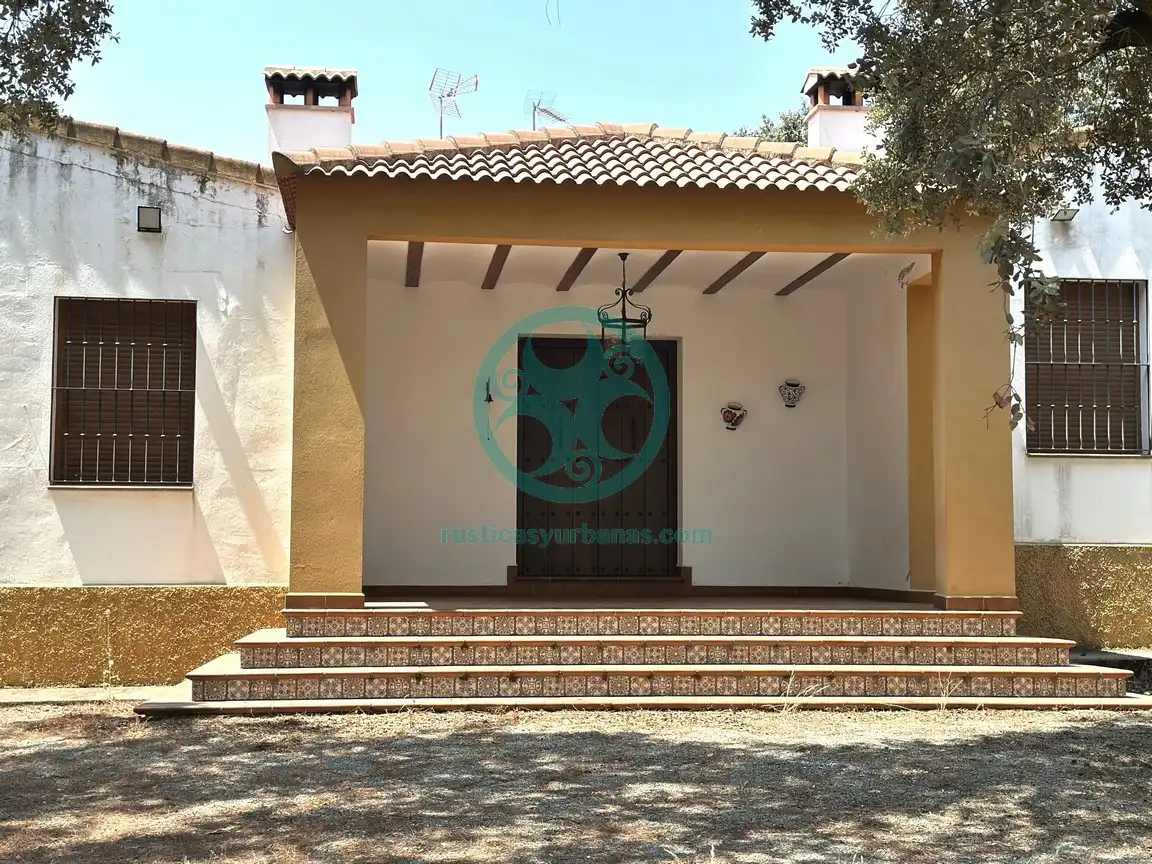 Country house zur Miete in Cáceres mit Schwimmbad, Möbliert und Ofen