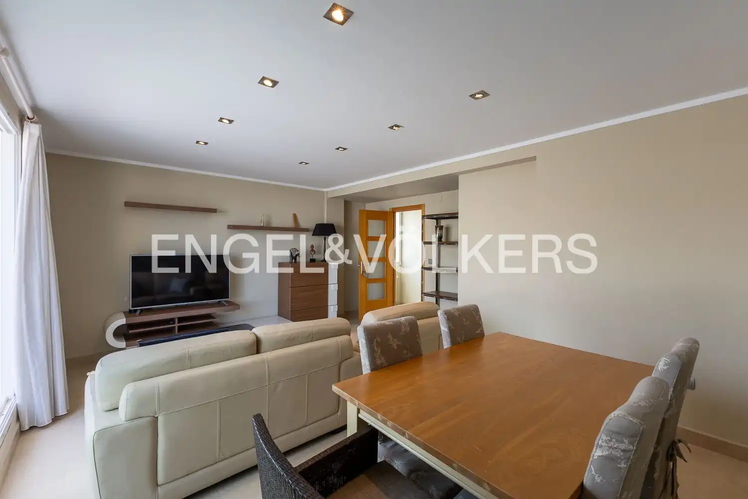 Comedor de Casa adosada en venta en Carcaixent con Aire acondicionado, Calefacción y Terraza