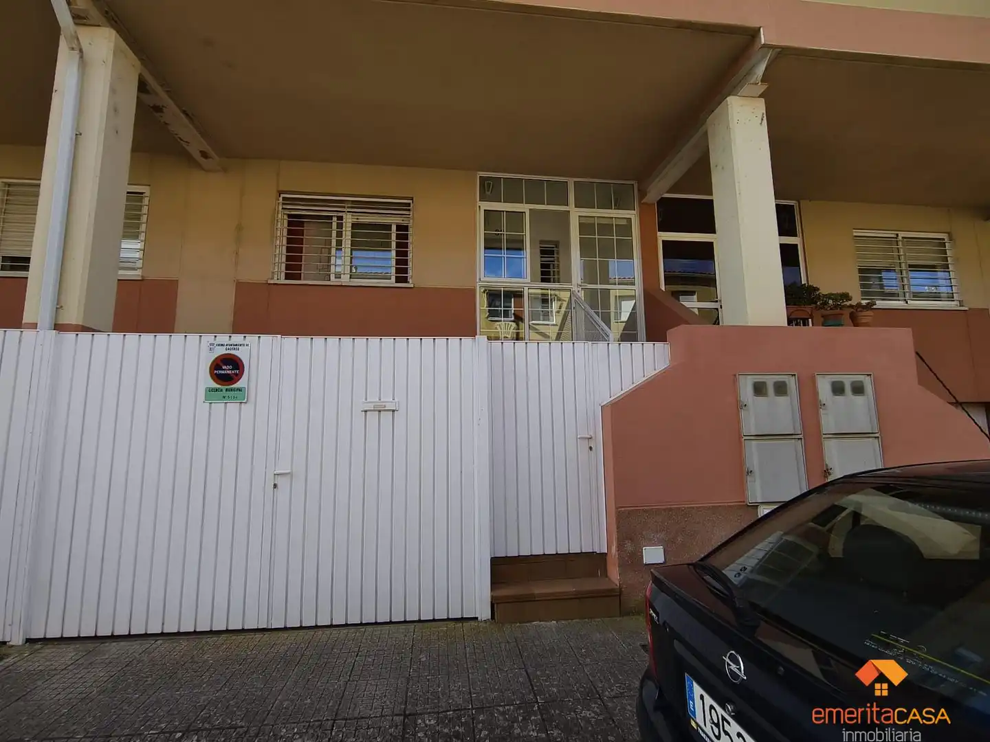 Vista exterior de Casa o xalet en venda en Cáceres amb Aire condicionat, Calefacció i Traster