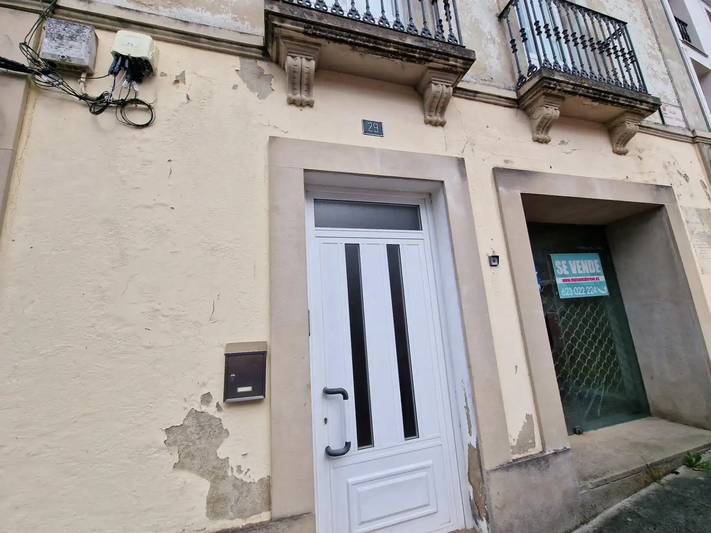 Gewerbefläche zum Verkauf in Calle Armando Cotarelo 29, imagen 2