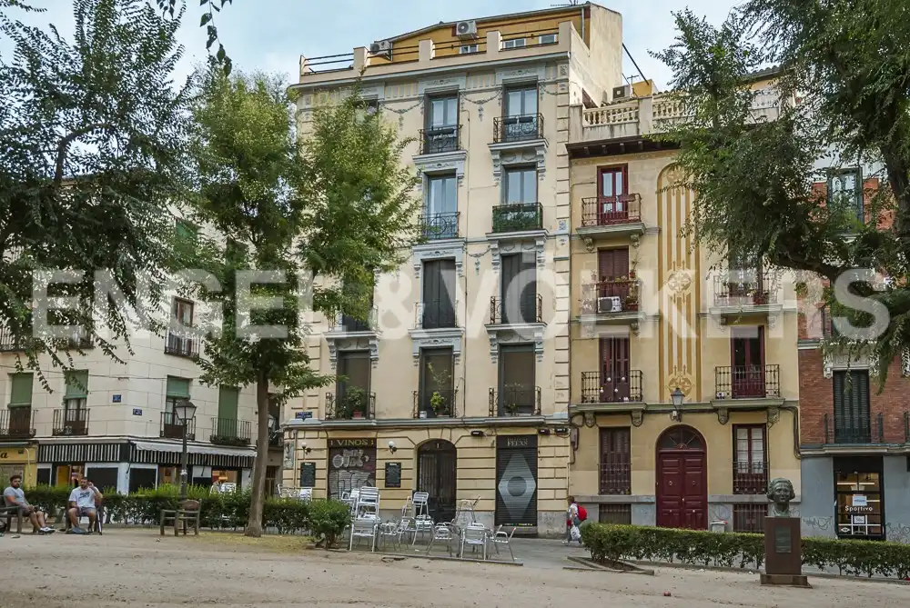 Vista exterior de Àtic de lloguer en Madrid amb Aire condicionat, Calefacció i Terrassa