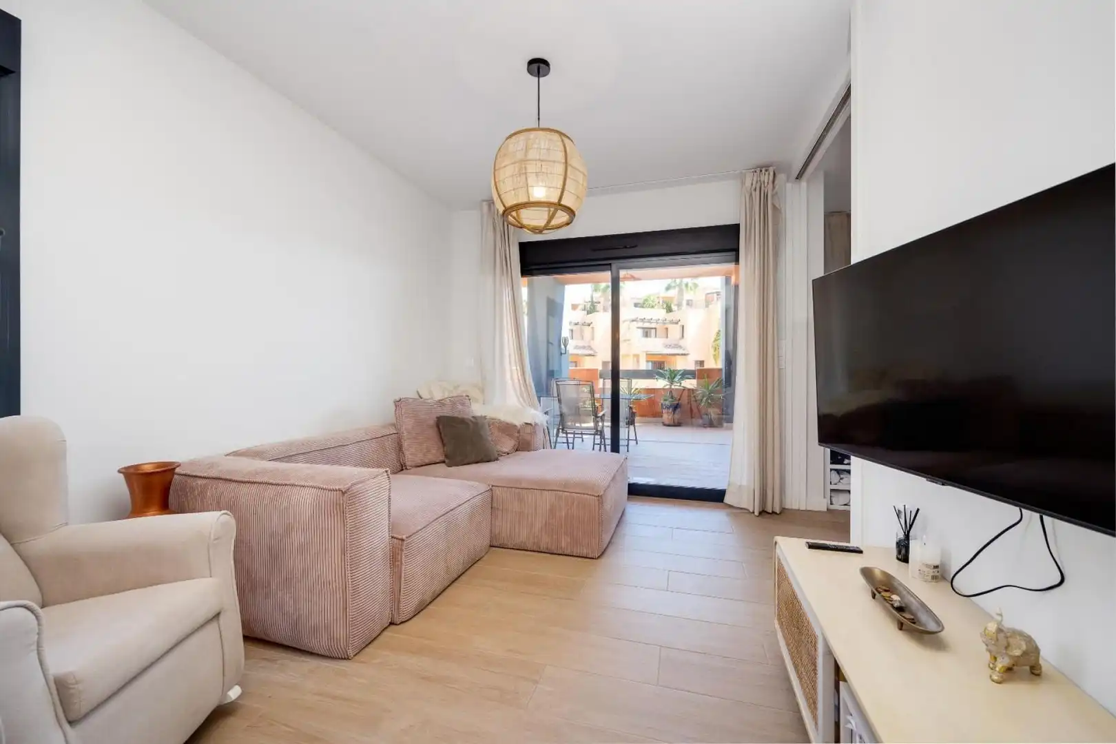 Sala d'estar de Àtic en venda en Orihuela amb Aire condicionat, Terrassa i Moblat