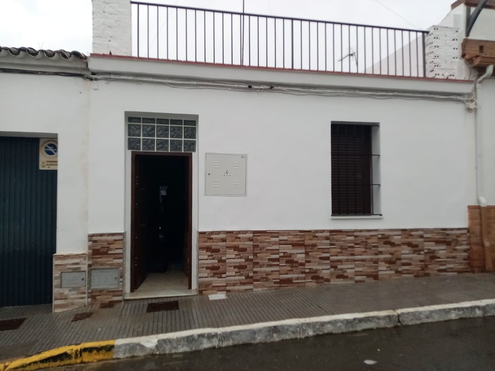 Vista exterior de Casa o xalet en venda en San Juan del Puerto