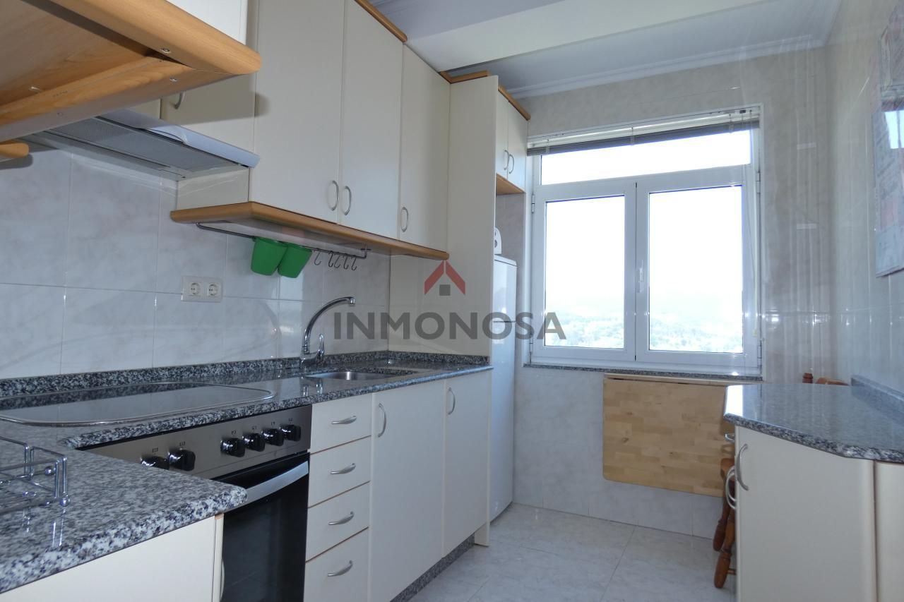 Cocina de Piso de alquiler en Ferrol con Calefacción y Amueblado