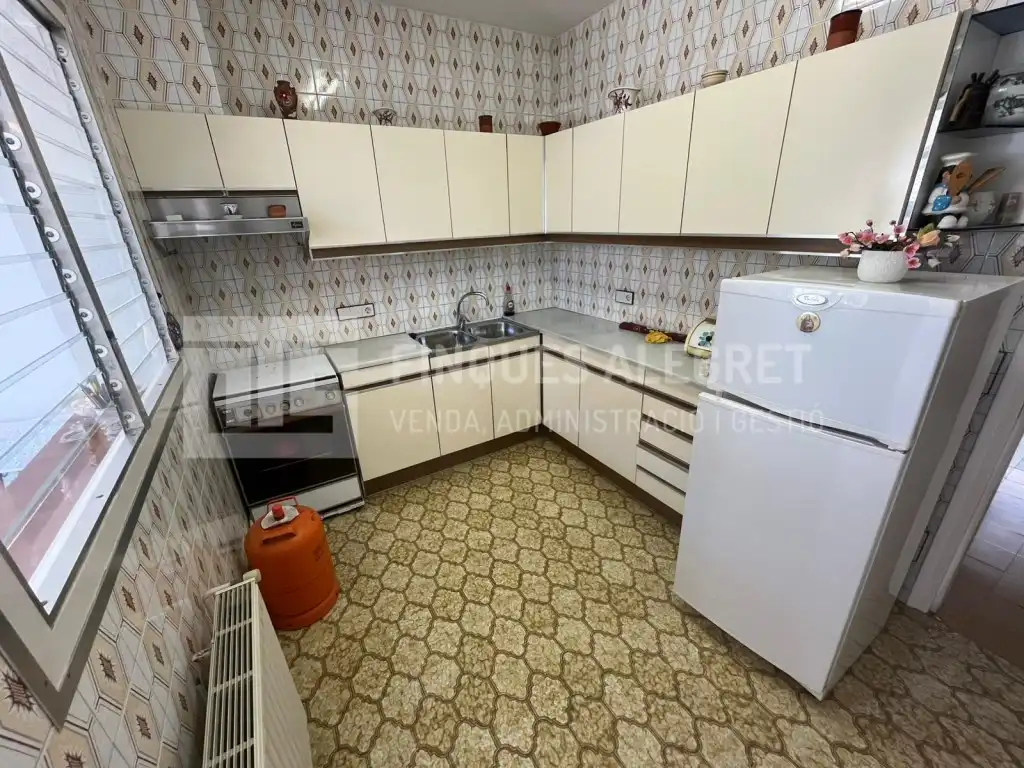 Kitchen of Houses for sale in La Pobla de Segur