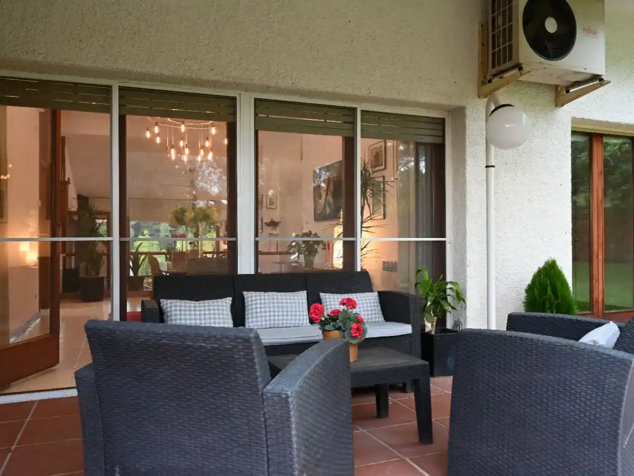Terrassa de Casa o xalet en venda en Tortosa amb Aire condicionat i Piscina