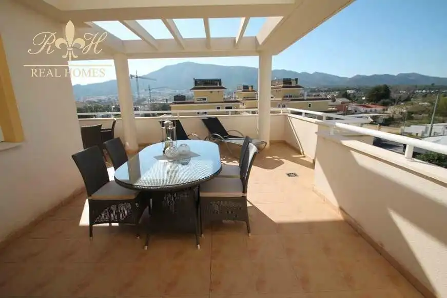 Terraza de Ático de alquiler en L'Alfàs del Pi con Aire acondicionado, Terraza y Piscina