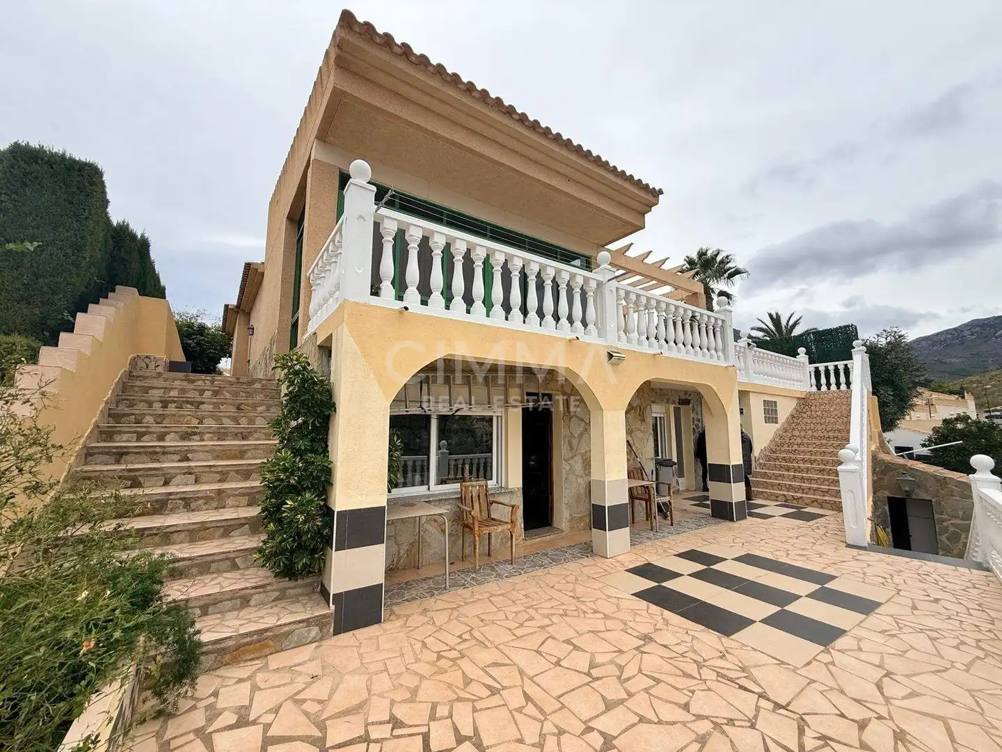 Vista exterior de Casa o chalet en venta en La Nucia con Aire acondicionado, Calefacción y Jardín privado