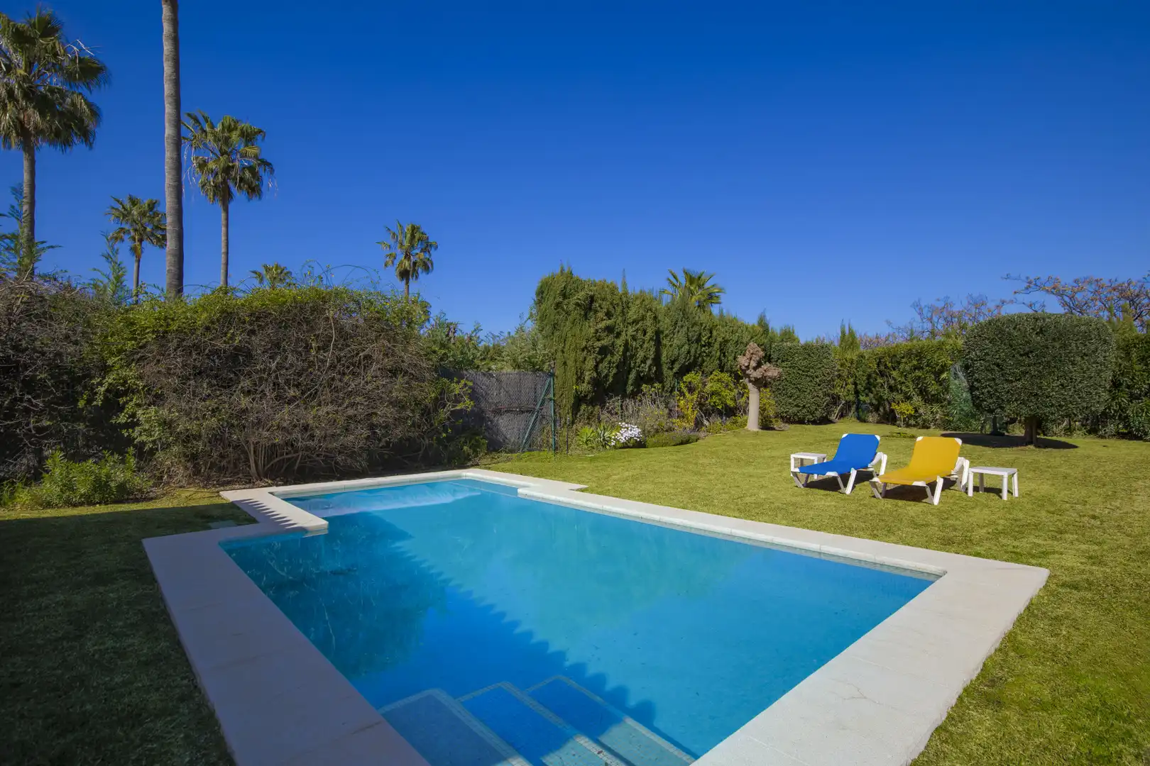 Garden of Houses for sale in Benahavís  with Air Conditioner, Heating and Private garden