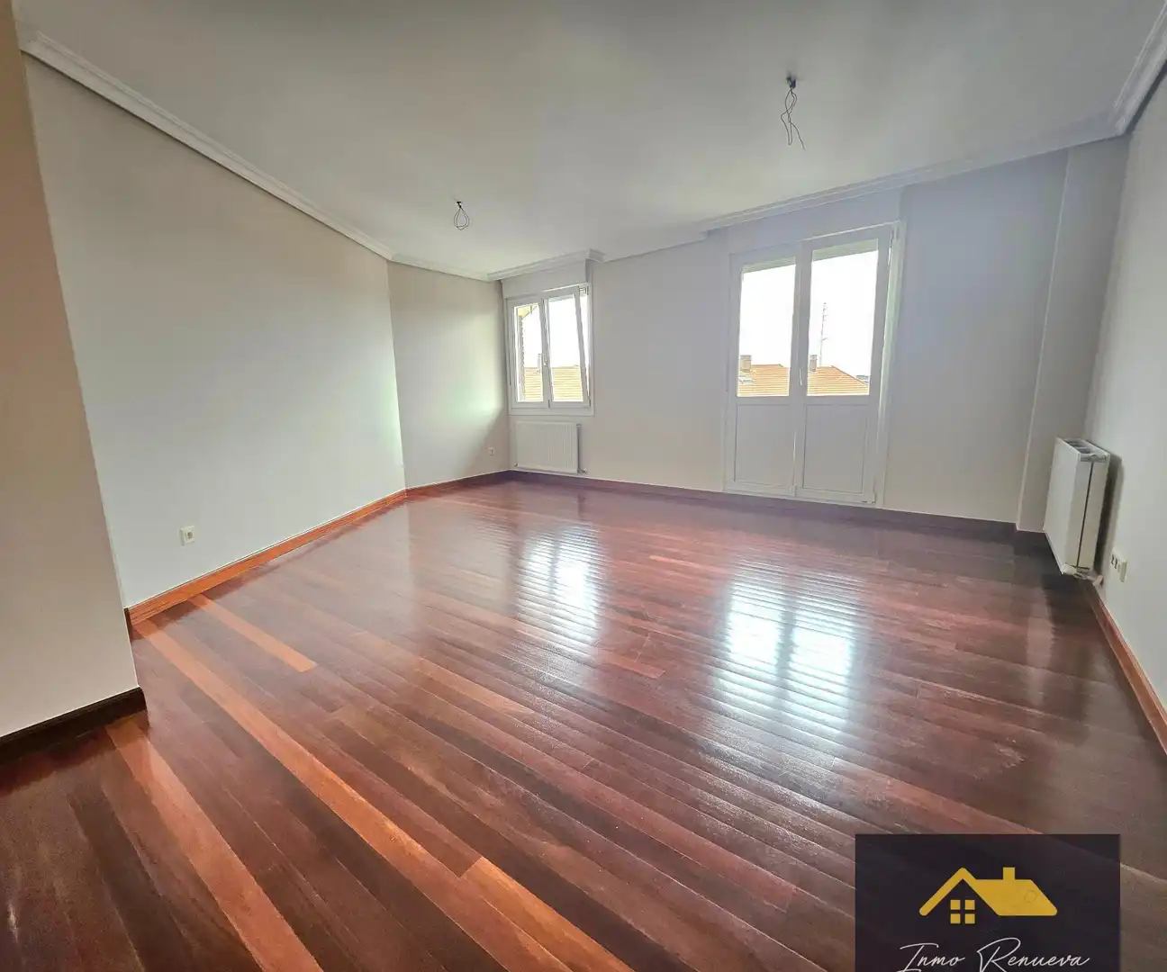 Sala de estar de Ático en venta en Santurtzi  con Calefacción, Trastero y Balcón