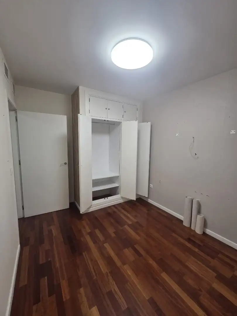 Bedroom of Apartments for sale in Badajoz  with Air Conditioner, Heating and Parquet flooring