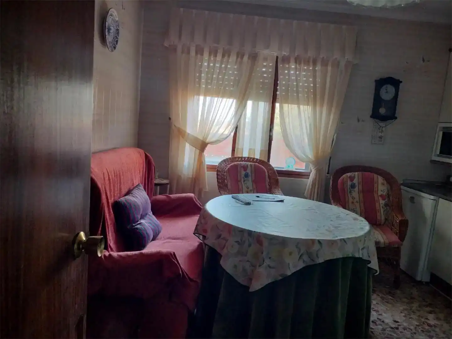 Sala d'estar de Pis en venda en La Torre del Valle amb Traster, Moblat i Forn