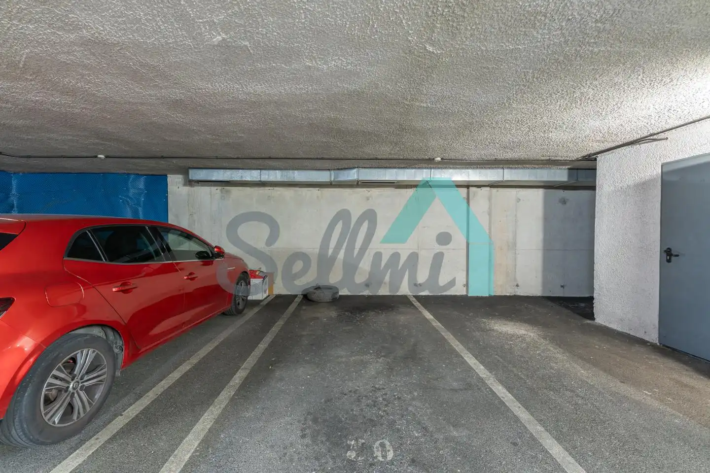 Parking of Flat for sale in Oviedo   with Heating, Parquet flooring and Storage room