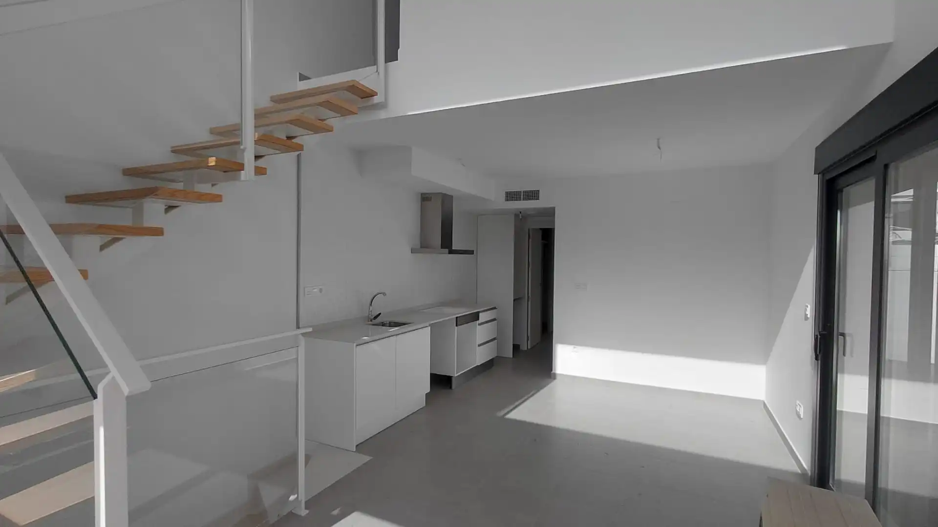 Casa bifamiliare con terrazza in vendita a Carrer de Xipre, imagen 10