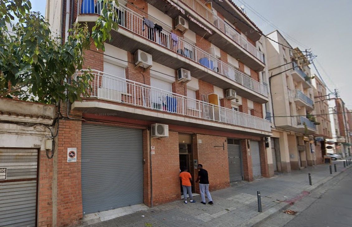 Vista exterior de Piso en venta en Sabadell