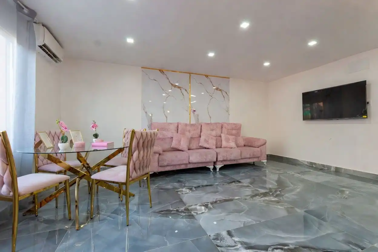 Living room of Flat for sale in Madrid
