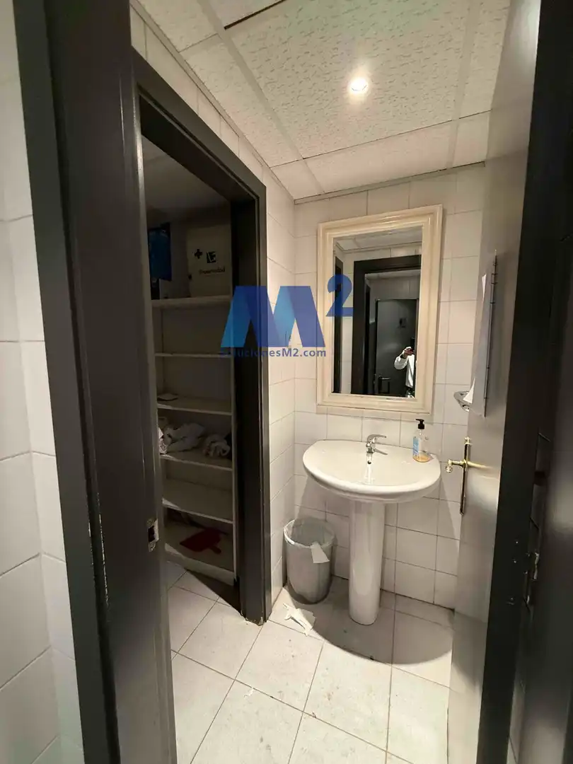 Bathroom of Industrial buildings for rent in San Sebastián de los Reyes