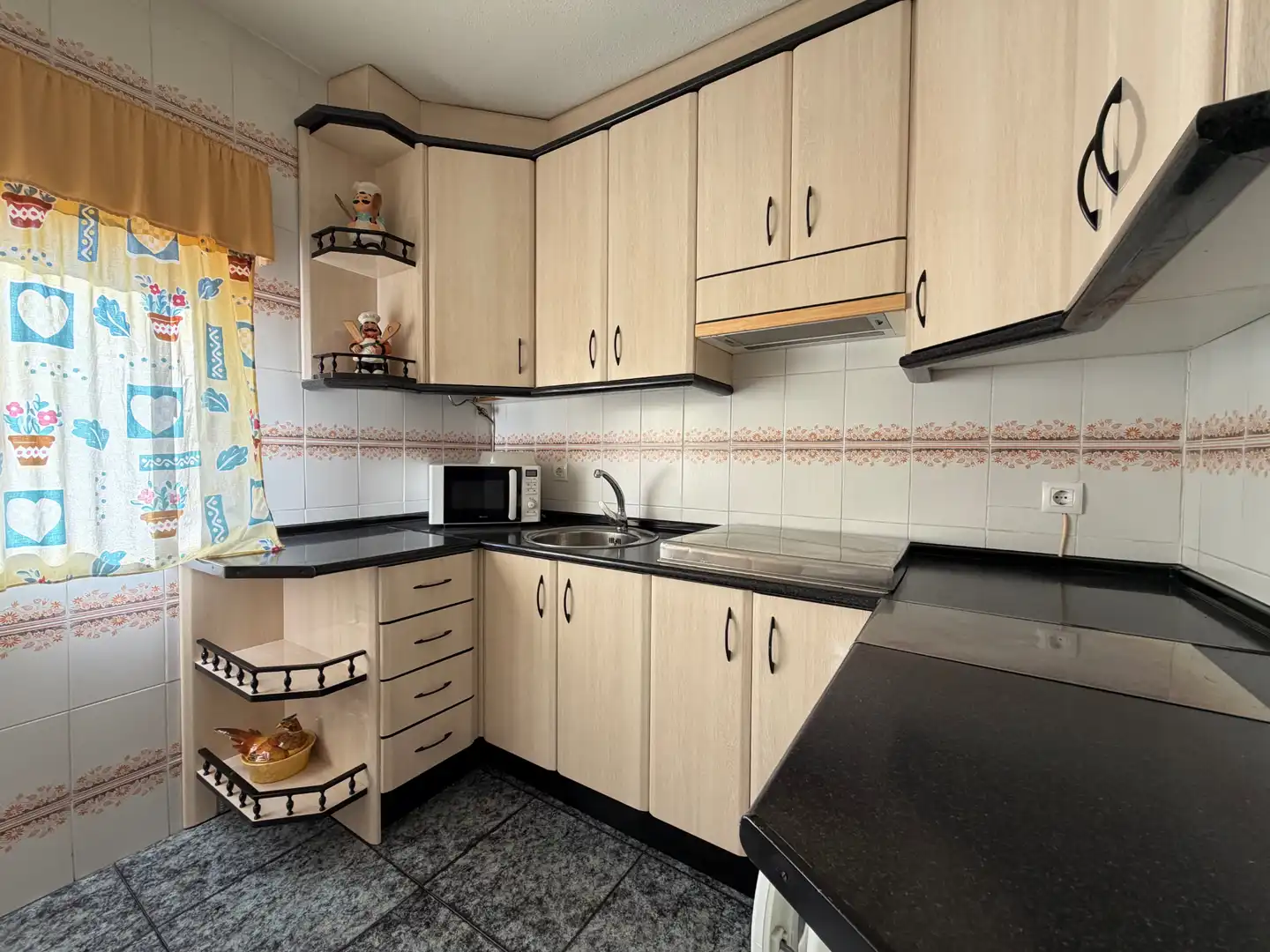 Kitchen of Flat for sale in Galisteo  with Air Conditioner, Furnished and Washing machine