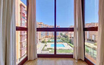 Bedroom of Apartment for sale in  Madrid Capital  with Air Conditioner